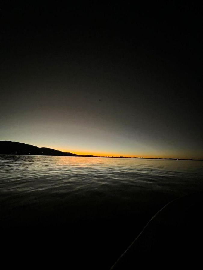 Sol Del Titicaca Lodge Uros Екстериор снимка