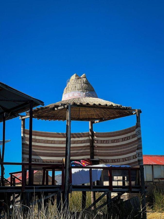 Sol Del Titicaca Lodge Uros Екстериор снимка